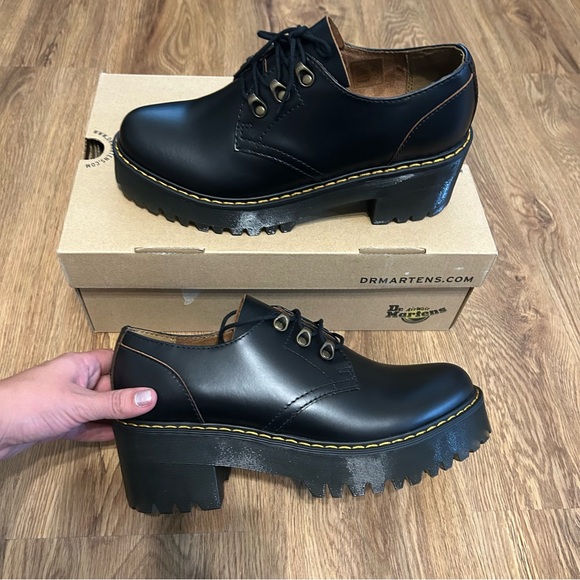 DR MARTENS Leona Lo black leather heeled platform Oxfords lace up shoes women’s - Picture 7 of 7